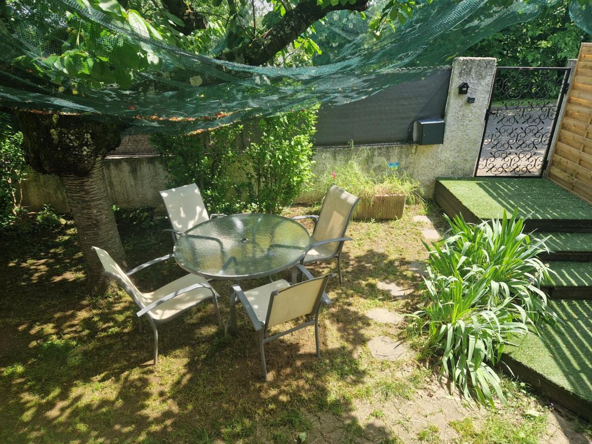 Appartement Independant Dans Maison Avec Jardinet, Au Calme Sérézin-du-Rhône المظهر الخارجي الصورة