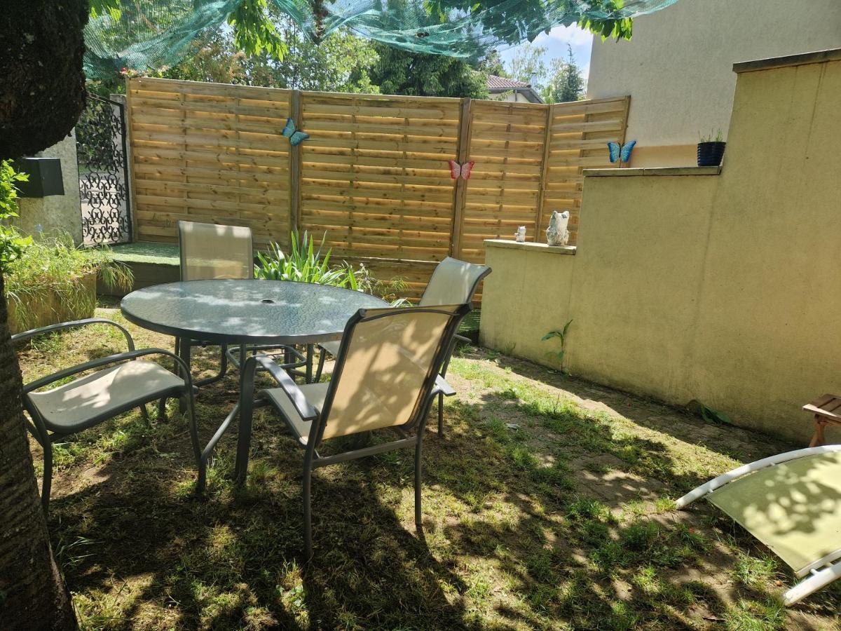 Appartement Independant Dans Maison Avec Jardinet, Au Calme Sérézin-du-Rhône المظهر الخارجي الصورة
