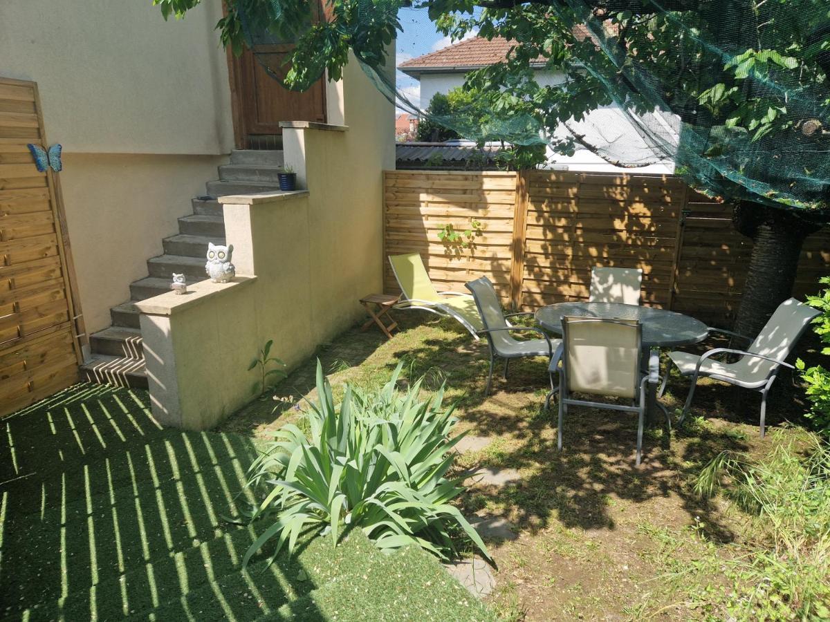 Appartement Independant Dans Maison Avec Jardinet, Au Calme Sérézin-du-Rhône المظهر الخارجي الصورة